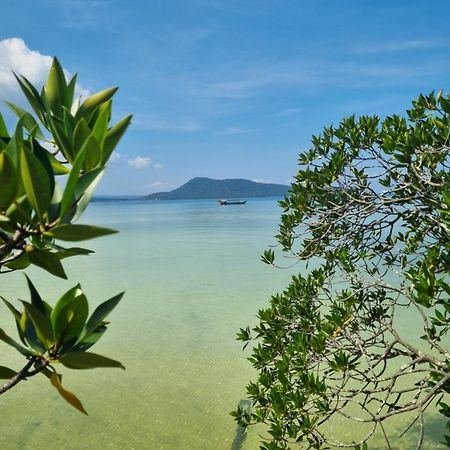 Mangrove Beach Bungalows Koh Rong Sanloem Exteriör bild