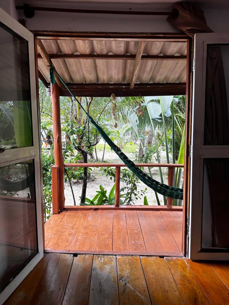 Mangrove Beach Bungalows Koh Rong Sanloem Exteriör bild