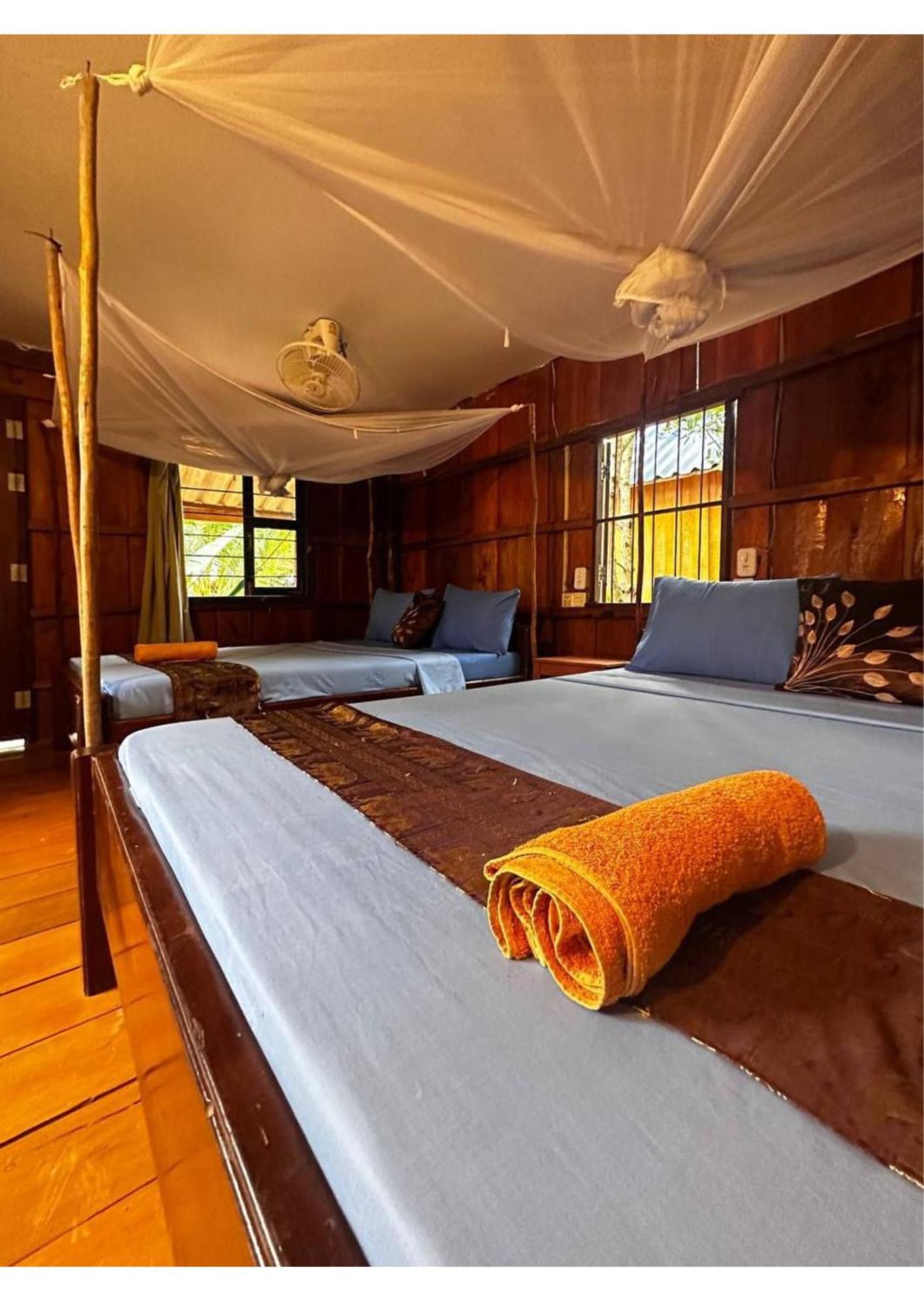 Mangrove Beach Bungalows Koh Rong Sanloem Exteriör bild